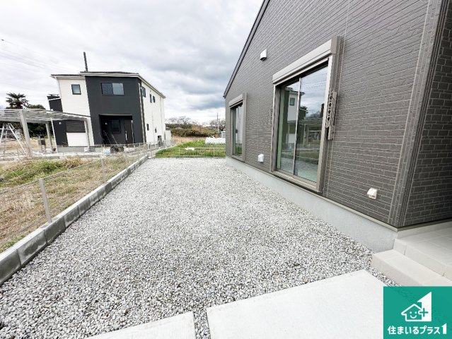 北葛城郡広陵町萱野　第3期　新築一戸建ての庭