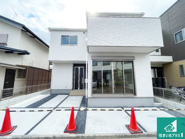 ★1(土)2(日)現地見学可能！★草津市東矢倉　限定1邸の外観|安心の10年保証！外観を美しく保ち、雨水で汚れを落とします！気になることがありましたら、お気軽にお問い合わせください！