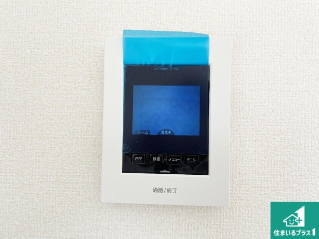 ●大和郡山市下三橋町　第4期　新築一戸建ての防犯設備|カラーモニターインターホン！声だけでなく来訪者の姿や顔がモニターで確認できるので、小さなお子様がいらっしゃるご家庭でも安心できます！