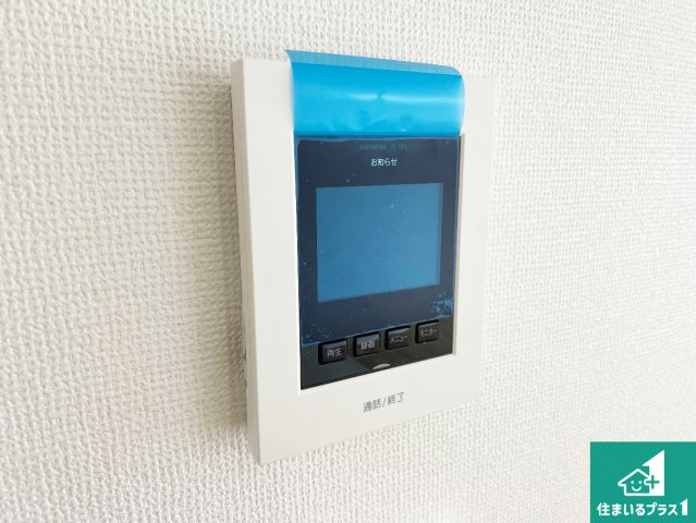 ★29(土)30(日)現地見学可能！★草津市草津　限定1邸の防犯設備|カラーモニターインターホン！声だけでなく来訪者の姿や顔がモニターで確認できるので、小さなお子様がいらっしゃるご家庭でも安心できます！