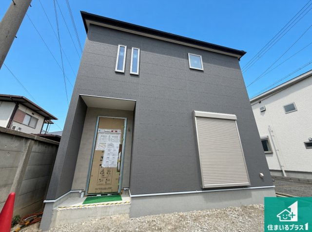 岸和田市加守町　第2期　新築一戸建ての外観|現在建築中！落ち着いた街並みで新生活を始めることが出来そう！周辺の物件も併せてご紹介させて頂きます！