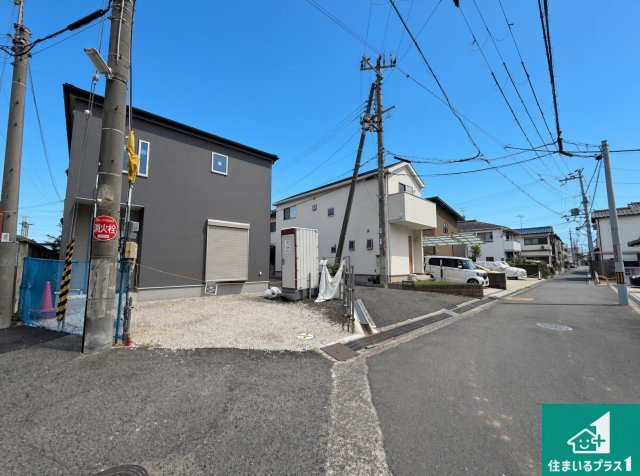 岸和田市加守町　第2期　新築一戸建ての前面道路含む現地写真|周辺は落ち着いた街並みの住宅地！子育てがしやすい住環境です！まだ未完成ですが、現地でしかわからない事もございます。是非一度ご覧ください。