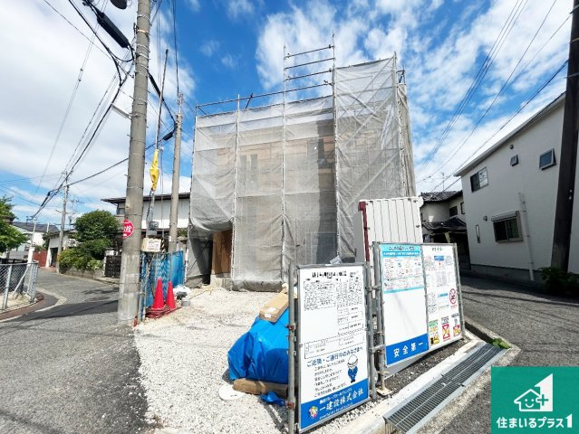 岸和田市加守町　第2期　新築一戸建ての外観|現在の進捗状況です！順調に作業進行中、完成が待ち遠しいです！詳細の間取り等、お気軽にお問い合わせください！