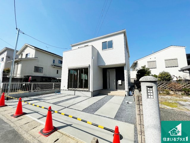 ★1(土)2(日)現地見学可能！★大津市大江　限定1邸の外観|安心の10年保証！外観を美しく保ち、雨水で汚れを落とします！気になることがありましたら、お気軽にお問い合わせください！