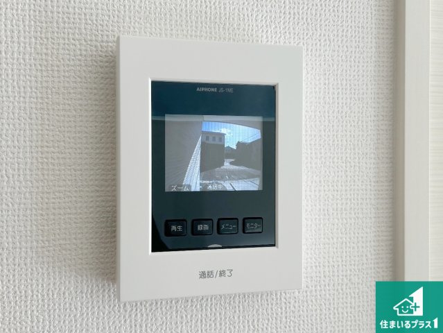 ★現地見学可能！★京都市伏見区醍醐新開　第1期　新築一戸建ての防犯設備|カラーモニターインターホン！声だけでなく来訪者の姿や顔がモニターで確認できるので、小さなお子様がいらっしゃるご家庭でも安心できます！