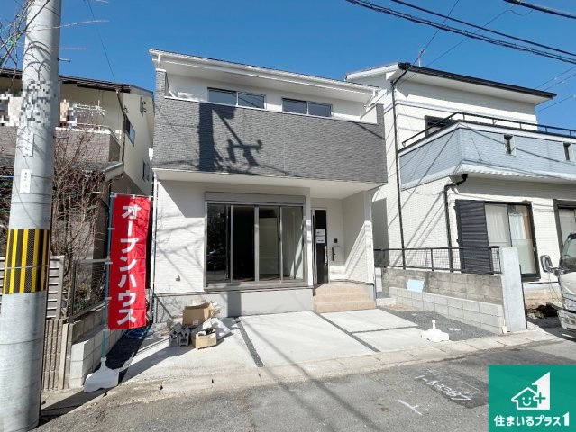 ★現地見学可能！★京都市伏見区醍醐新開　第1期　新築一戸建ての外観|安心の10年保証！外観を美しく保ち、雨水で汚れを落とします！気になることがありましたら、お気軽にお問い合わせください！