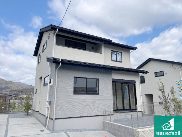 ★1(土)2(日)現地見学可能！★京都市北区上賀茂本山　全11邸の外観|お客様に長く安心して住んでいだだける事にこだわった家づくり！住んでからのアフターサービスにもしっかりと取り組んでいます！
