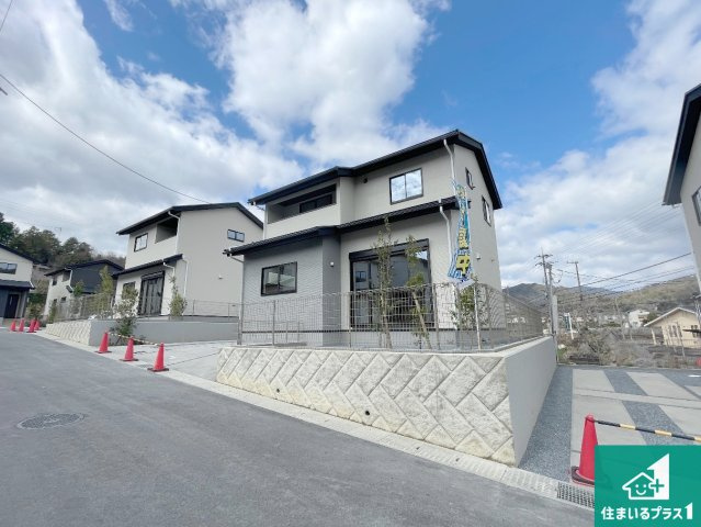 ★1(土)2(日)現地見学可能！★京都市北区上賀茂本山　全11邸の外観|お客様に長く安心して住んでいだだける事にこだわった家づくり！住んでからのアフターサービスにもしっかりと取り組んでいます！