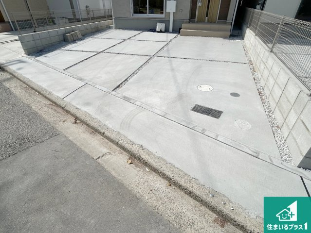 ◆岸和田市並松町　第5期　新築一戸建ての駐車場|駐車スペース！散水栓があるので、こまめに愛車を洗えます！