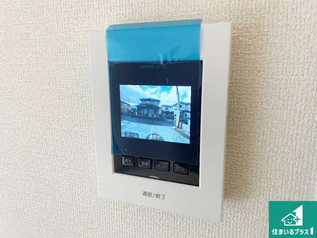 ★29(土)30(日)現地見学可能！★湖南市若竹町　限定1邸の防犯設備|カラーモニターインターホン！声だけでなく来訪者の姿や顔がモニターで確認できるので、小さなお子様がいらっしゃるご家庭でも安心できます！