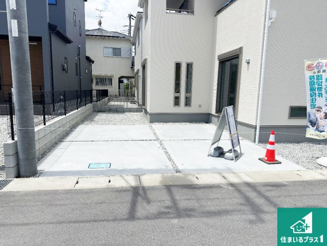 ●御所市南十三　第3期　新築一戸建ての駐車場|駐車スペース！散水栓があるので、こまめに愛車を洗えます！