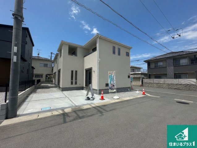 ●御所市南十三　第3期　新築一戸建ての外観|安心の10年保証！外観を美しく保ち、雨水で汚れを落とします！気になることがありましたら、お気軽にお問い合わせください！