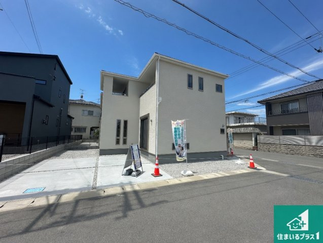 ●御所市南十三　第3期　新築一戸建ての外観|お客様に長く安心して住んでいだだける事にこだわった家づくり！住んでからのアフターサービスにもしっかりと取り組んでいます！