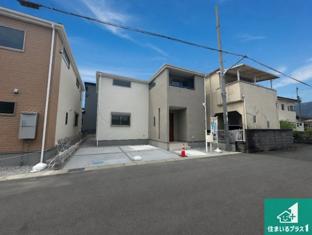 ●御所市南十三　第3期　新築一戸建ての外観|お客様に長く安心して住んでいだだける事にこだわった家づくり！住んでからのアフターサービスにもしっかりと取り組んでいます！