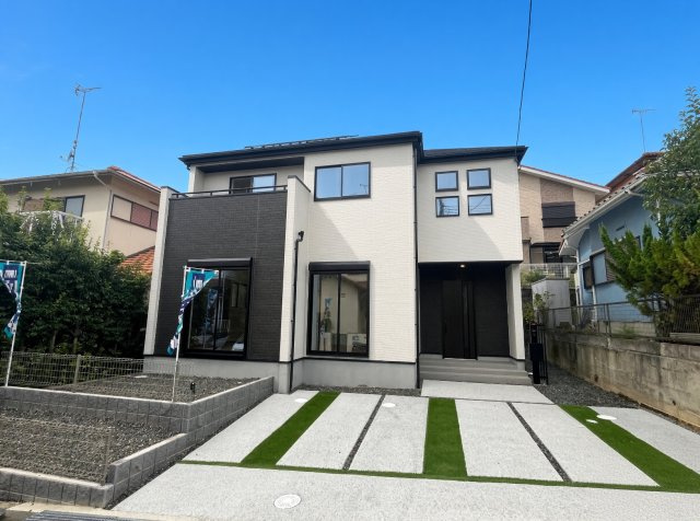 神戸市北区惣山町　第2期　新築一戸建てのトイレ|シンプルなトイレは落ち着く空間！お手入れも簡単です！