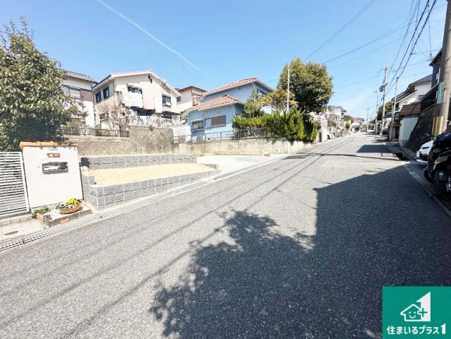 神戸市北区惣山町　第2期　新築一戸建ての前面道路含む現地写真|周辺は落ち着いた街並みの住宅地！子育てがしやすい住環境です！まだ未完成ですが、現地でしかわからない事もございます。是非一度ご覧ください。