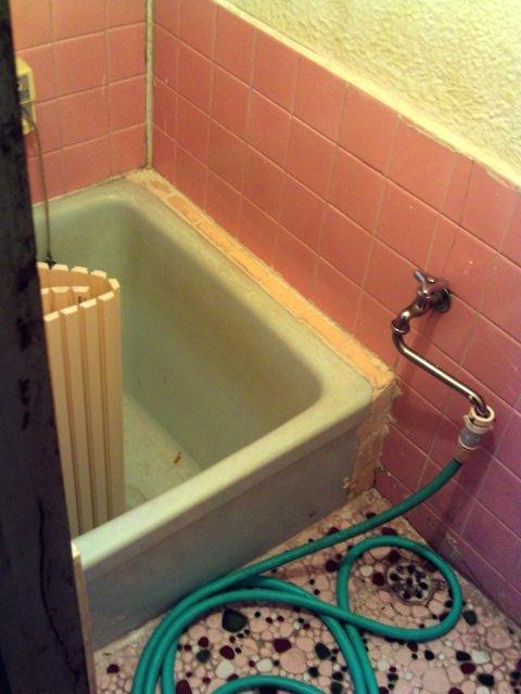 第二花丸荘の浴室