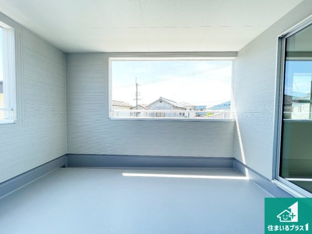 1(土)2(日)現地案内可能！　香芝市磯壁のバルコニー|急な雨でも安心のインナーバルコニー！
