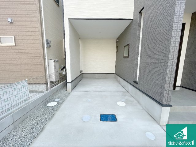 ●天理市川原城町　第2期　新築一戸建ての駐車場|駐車スペース！散水栓があるので、こまめに愛車を洗えます！