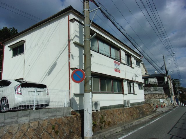 ハイツ矢倉のエントランス