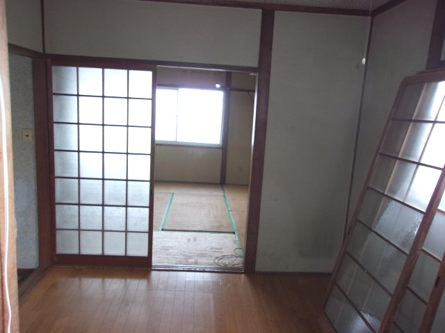ハイツ矢倉の和室