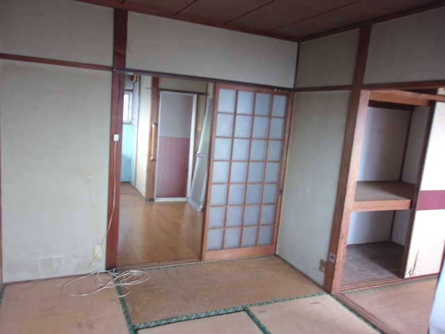 ハイツ矢倉の和室