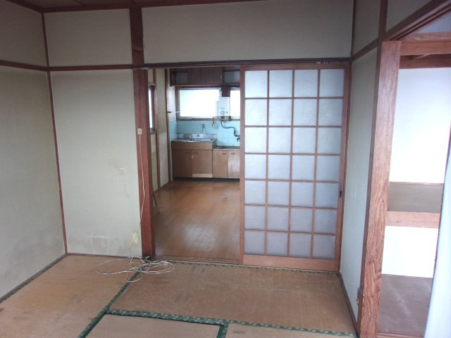ハイツ矢倉の和室