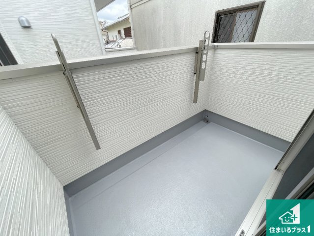 5(土)6(日)現地説明会！◆東大阪市鴻池町　全2邸のバルコニー|日当たりのよいバルコニー！お部屋が開放的に！