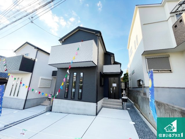 9日(土)10日(日)現地見学可能！　高槻市安岡寺町　全2邸の外観|安心の10年保証！外観を美しく保ち、雨水で汚れを落とします！気になることがありましたら、お気軽にお問い合わせください！