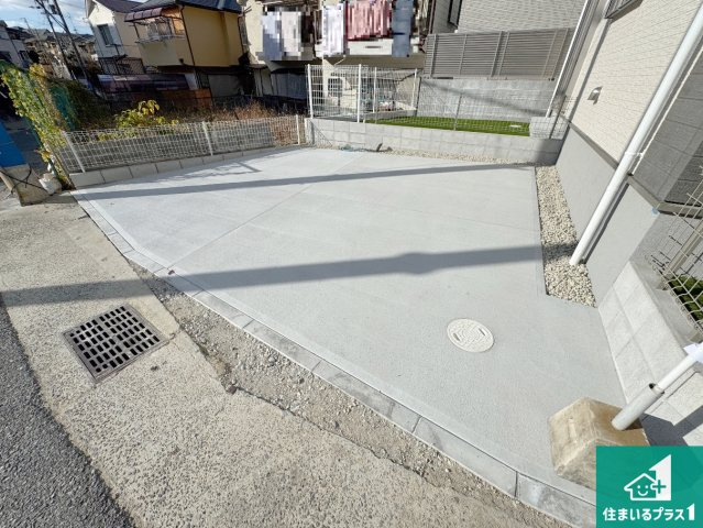 29日(土)30日(日)現地ご見学可能！　神戸市北区緑町　新築一戸建ての駐車場|駐車スペース！散水栓があるので、こまめに愛車を洗えます！