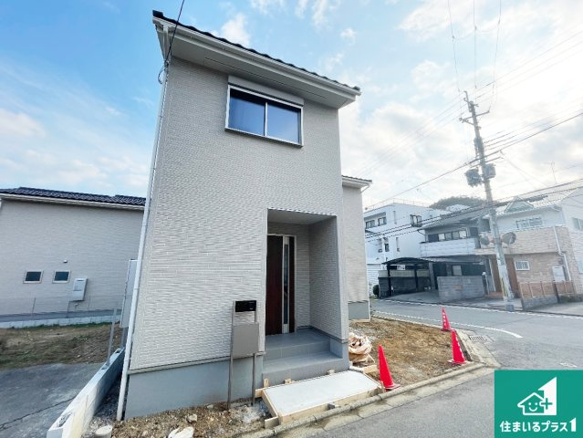 ★10(月)～16(日)現地見学可能！★京都市北区鷹峯南鷹峯町　ラスト1邸の外観|周辺は落ち着いた街並みの住宅地！子育てがしやすい住環境です！まだ未完成ですが、現地でしかわからない事もございます。是非一度ご覧ください。
