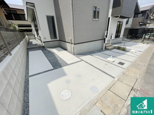 ★5(土)6(日)現地見学可能！★京都市伏見区醍醐大高町　ラスト1邸の駐車場|駐車スペース！散水栓があるので、こまめに愛車を洗えます！