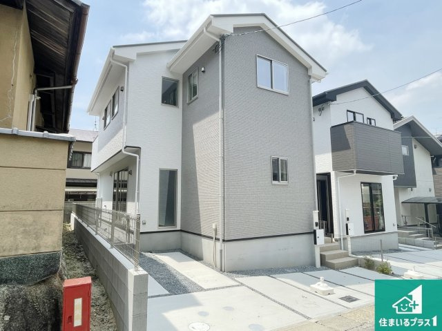 ★12(土)13(日)現地見学可能！★京都市伏見区醍醐大高町　ラスト1邸の外観|ずっと住んで頂きたいから何年たっても流行に左右されないシンプルかつスタイリッシュな外観！
