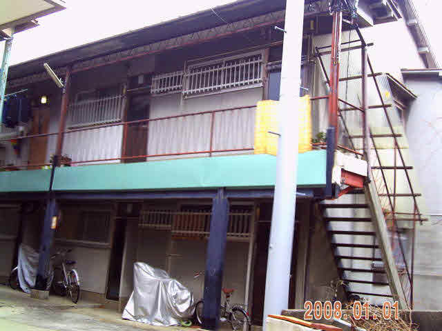 第一富士荘の外観|閑静な住宅街