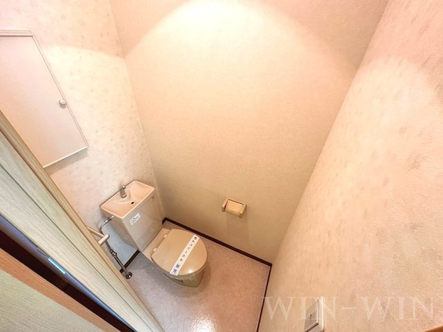 サニーヒル Bのトイレ|イメージ（同施工会社同一モデルの写真です）