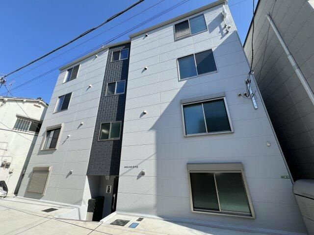ＲＩＶＥＲ　ＣＯＵＲＴ北千住の外観