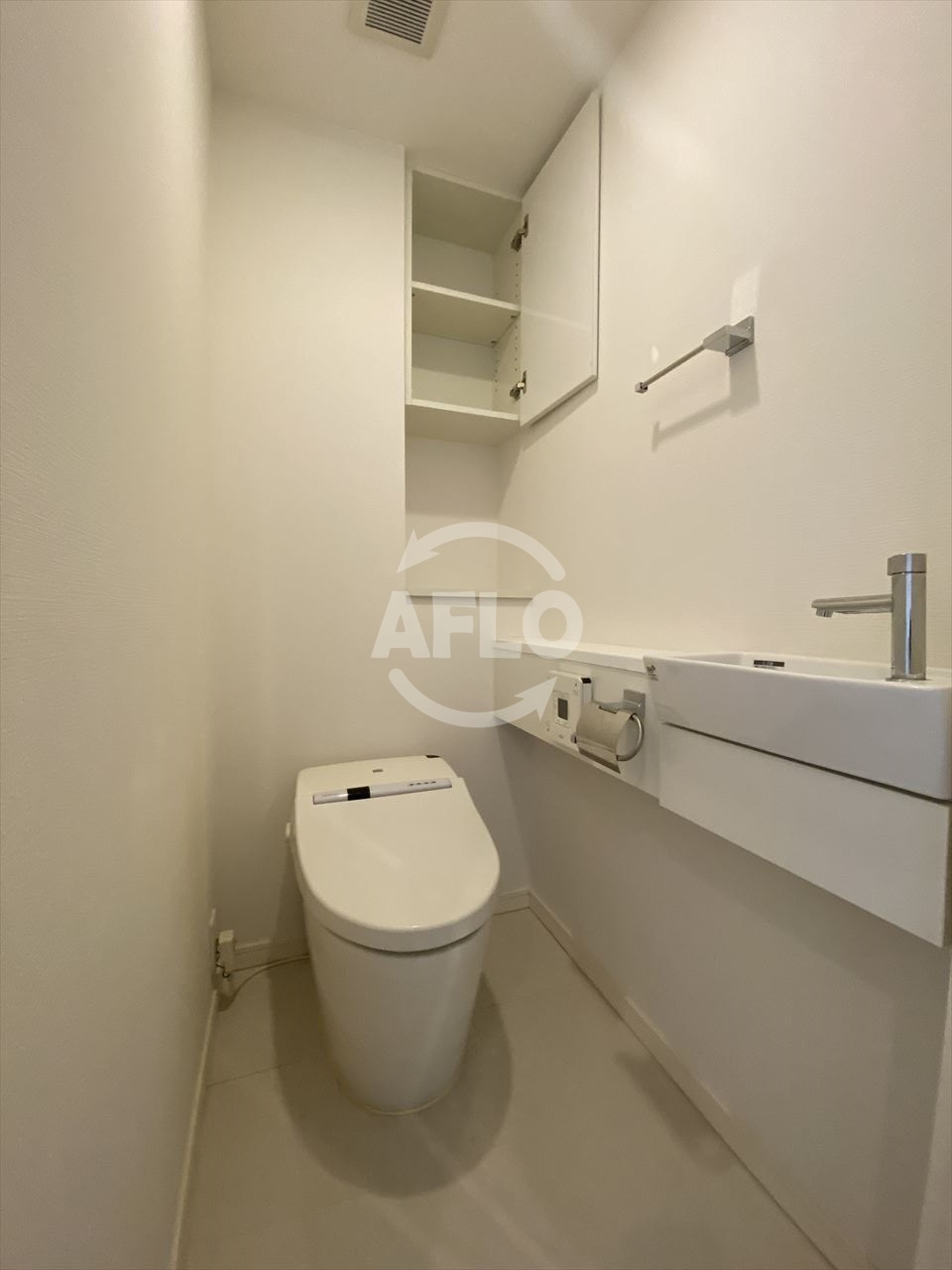 本町橋タワーのトイレ|本町橋タワー　温水洗浄便座