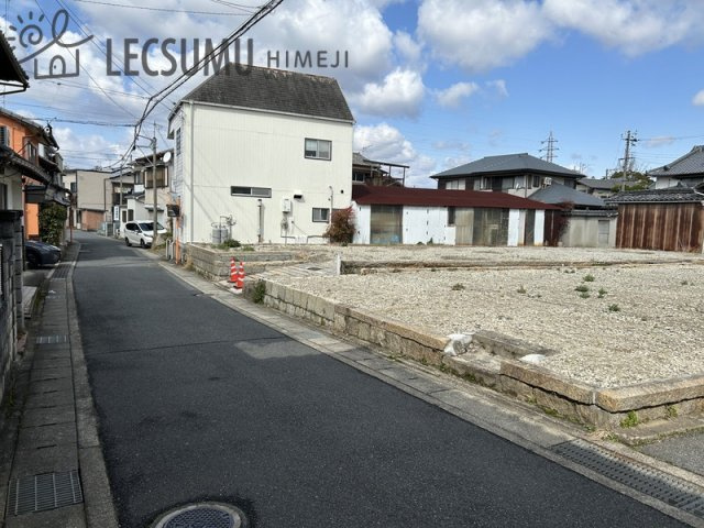 姫路市網干区浜田/売土地の前面道路含む現地写真