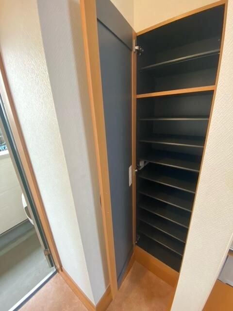 アメニティ戸田Ⅱの玄関