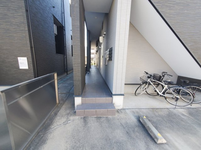 【エントランス】 | リラート美園 | ゆとりのあるエントランスです