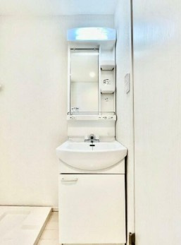 クレア堀崎町の洗面所|別部屋参考写真となります