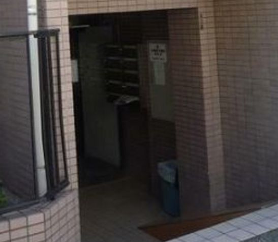 アーバ・ハイツ西早稲田のエントランス