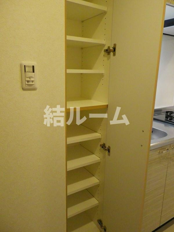 豊島区高田２丁目の賃貸マンションの玄関