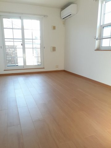 ハイツ　ナリッシュ　３の居間・リビング|ゆったり過ごせる居間です