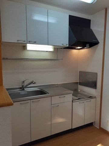 ハイツ　ナリッシュ　３のキッチン|お料理しやすいキッチンです