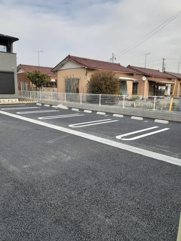 アレグリアの駐車場|カースペースがあります