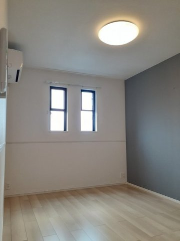 アレグリアの内装|明るい色調の室内です