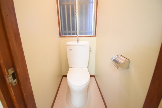 ゆったりとした空間のトイレです