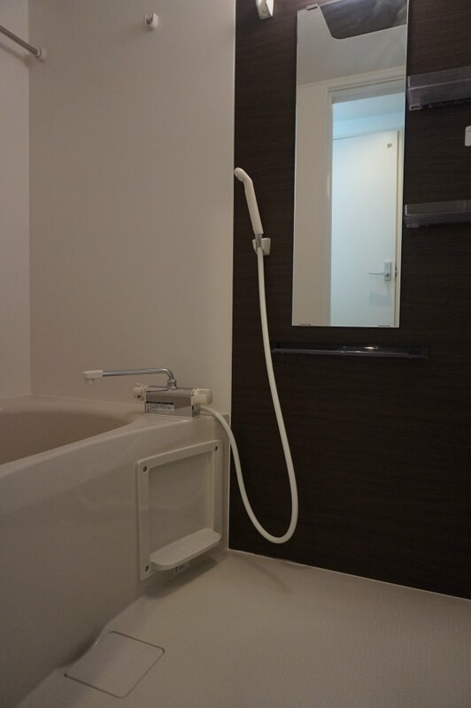 リブリ・美浜 Mの浴室|ゆったり過ごせるお風呂です