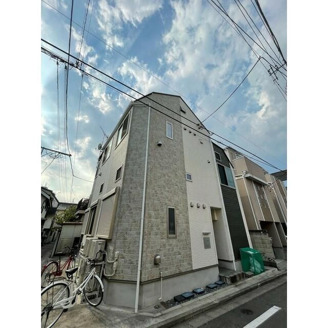 メゾン赤羽のエントランス
